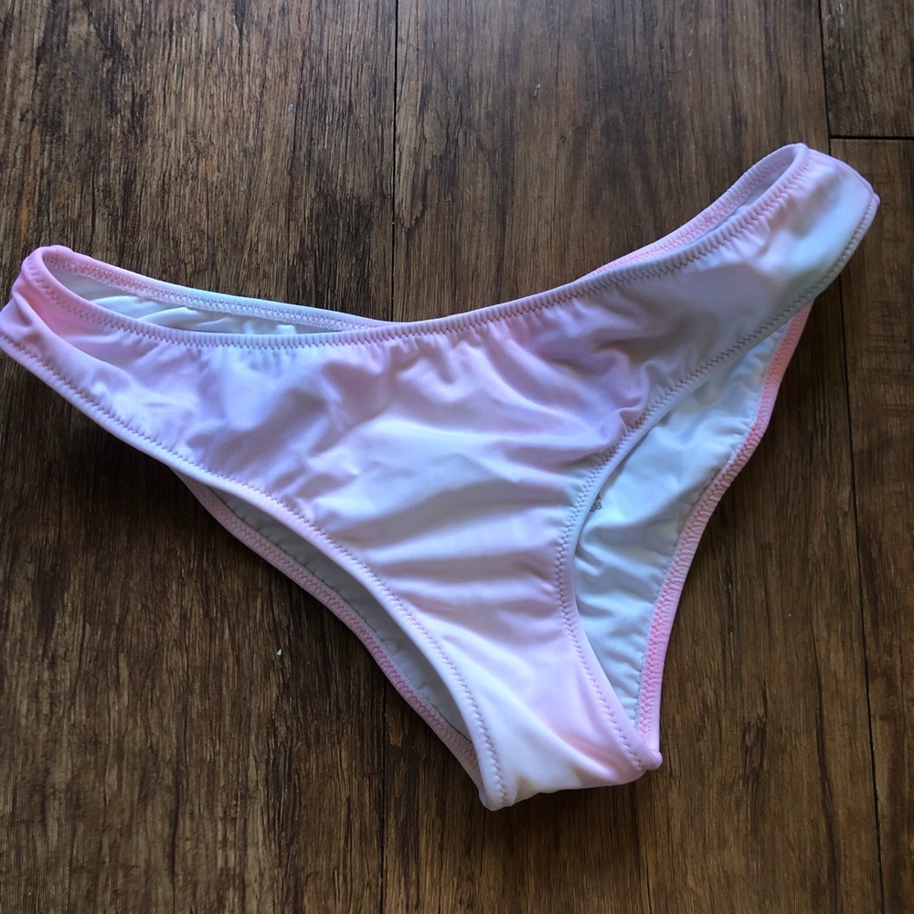 Victoria’s Secret Pink bikini bottoms